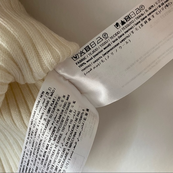 Off-white Crew Neck Sweater - 100% Merino Wool - Picture 5 of 6